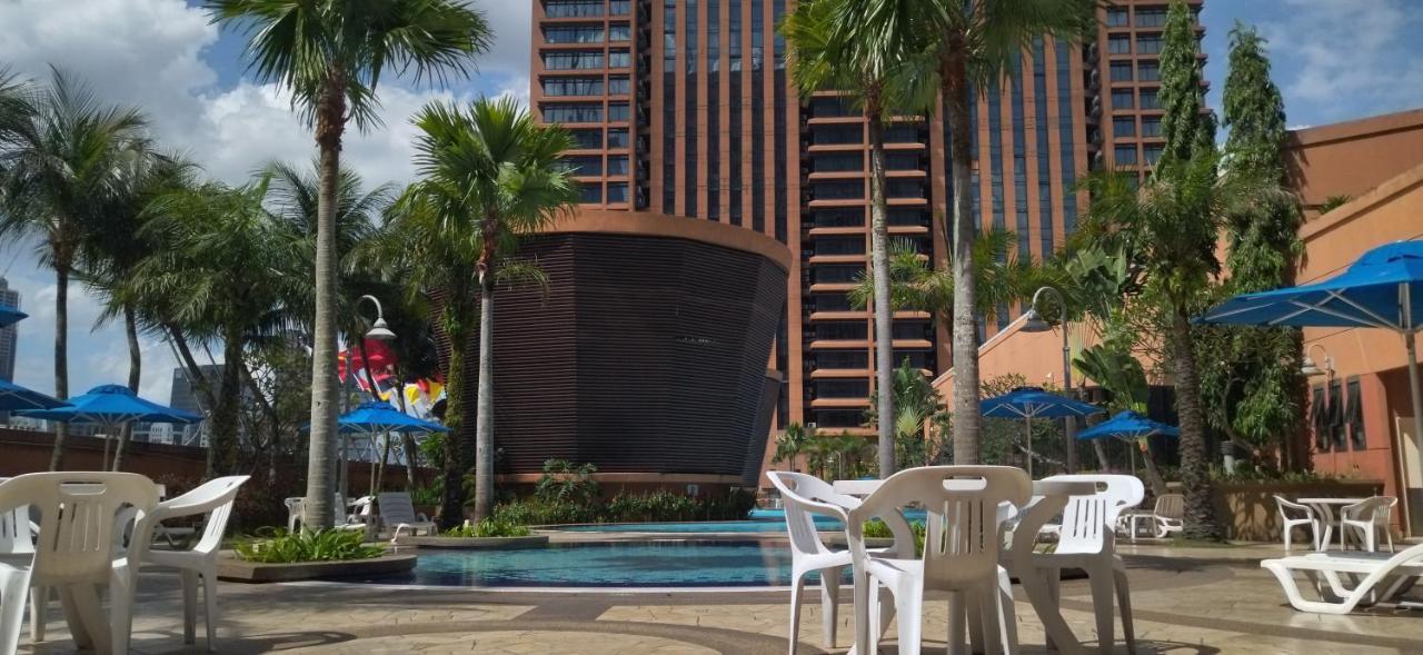 Kl Berjaya Times Square Service Apartment Kuala Lumpur Exteriör bild